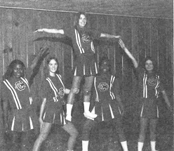 75-76 cheerleaders